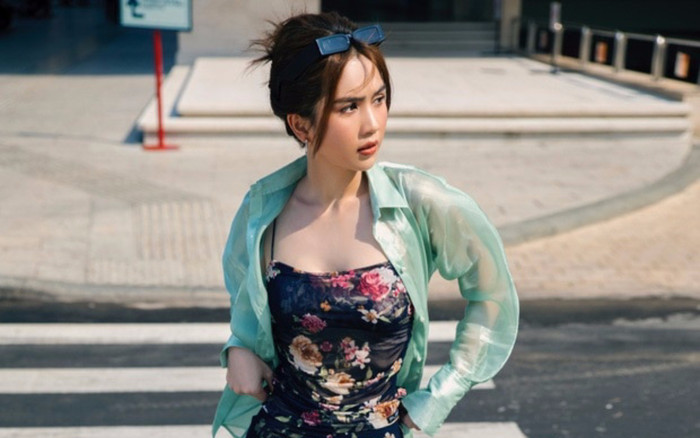 Ngọc Trinh dẫn đầu Top sao đẹp với style gợi trí tò mò, Lâm Vĩ Dạ 'ăn gian tuổi' với tóc Mickey Ảnh 2