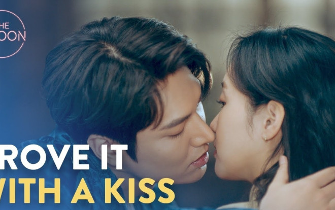 Bất chấp bị chê không đẹp đôi, hậu trường cảnh hôn của 'Quân vương bất diệt' giữa Lee Min Ho và Kim Go Eun vẫn cực kì chuyên nghiệp Ảnh 2