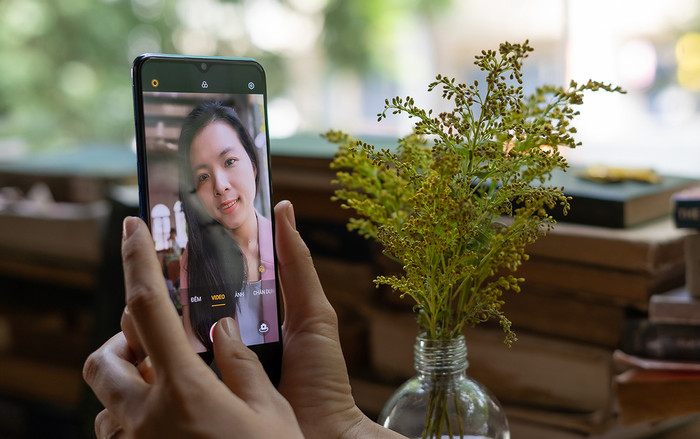 Dùng thử camera trước 44 MP chưa từng có trên smartphone của OPPO Reno 3 Ảnh 2