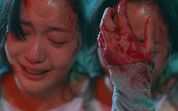 Preview đẫm máu tập 11 của Quân vương bất diệt, Kim Go Eun bất lực vì cứu Lee Min Ho? Ảnh 2