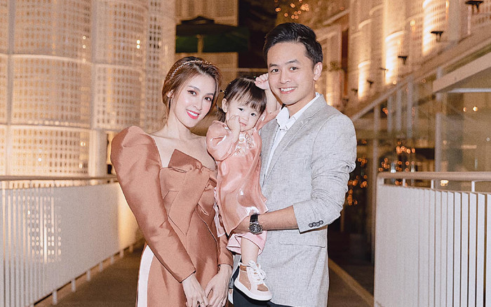 Tú Vi bức xúc lên tiếng khi bất ngờ bị đồn đã bí mật ly hôn với ông xã Văn Anh Ảnh 2