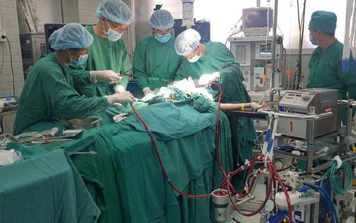 Báo chí quốc tế ca ngợi thành công của Việt Nam trong công tác chống COVID-19, nỗ lực cứu sống phi công người Anh Ảnh 2