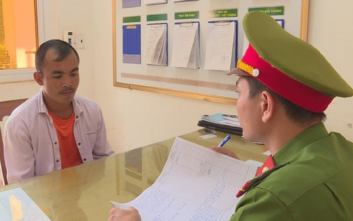 Cháu 'chắn dắt' cậu ruột khuyết tật đi ăn xin, kiếm hơn nửa triệu đồng mỗi ngày Ảnh 2