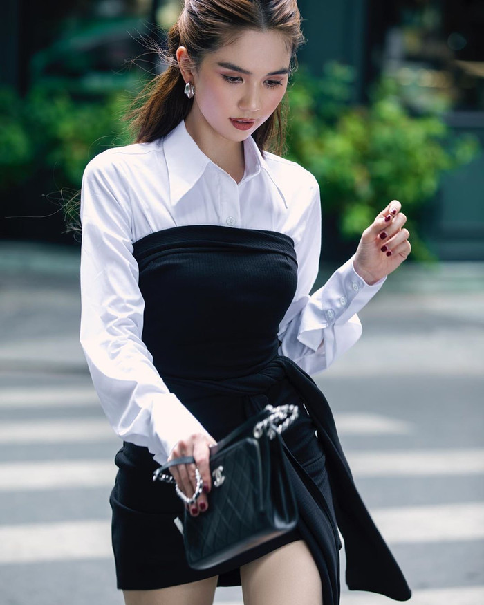 Ngọc Trinh khoe trọn khoảnh khắc gợi cảm với vòng eo 53cm 'nổi đình nổi đám'