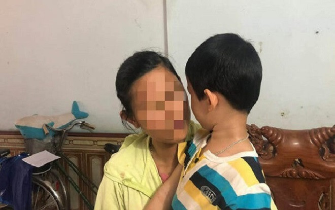 Vụ bé trai bị bỏ rơi kèm mẩu giấy 'Tôi không đẻ, tôi không nuôi': Người mẹ gửi con cho chị gái bị tàn tật nuôi dưỡng Ảnh 2