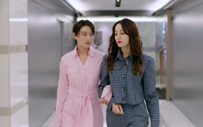 ‘Định chế tình yêu cao cấp’: Khán giả đẩy thuyền khuê mật Chu Phóng- Tần Thanh, nam chính Tống Lẫm ra chuồng gà chơi một mình Ảnh 2