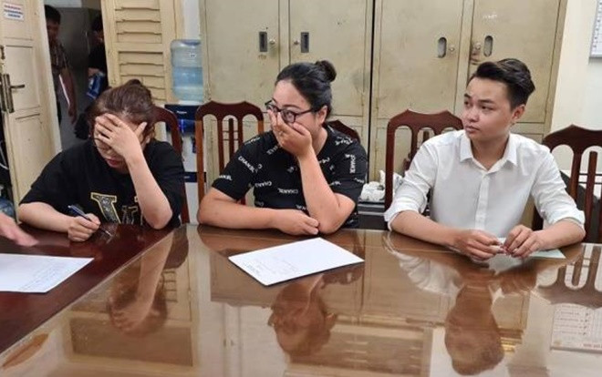 Bắt nhóm đối tượng chuyên làm giấy tờ giả để chiếm đoạt hơn 900 triệu đồng tiền vay ngân hàng Ảnh 2