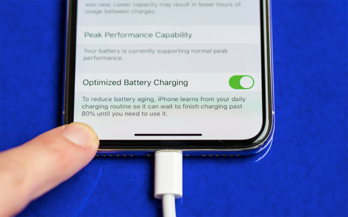 'Giải ngố' điều nhiều người hiểu sai về pin trên smartphone Ảnh 2