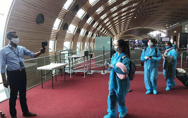 Chuyến bay khứ hồi dài nhất đón 340 người Việt từ Hà Lan, Pháp hạ cánh sân bay Tân Sơn Nhất Ảnh 2