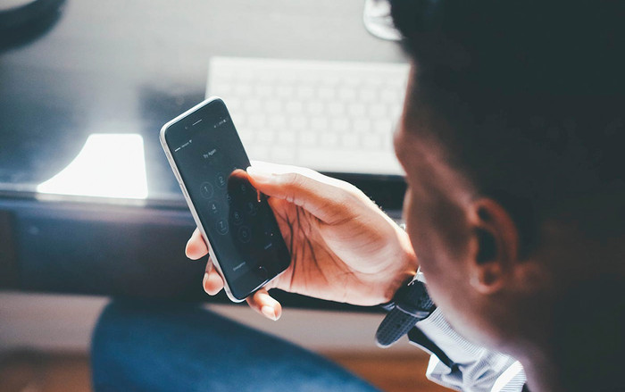 Tính năng 'hiện đại nhưng hại điện' của iPhone khiến nhiều sinh viên thi rớt Ảnh 2