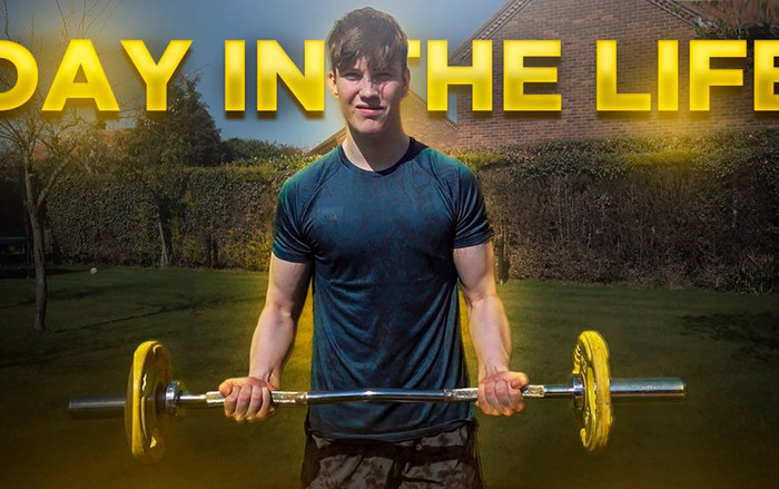 Sao YouTube chia sẻ số tiền kiếm được từ 100.000 người đăng kí theo dõi Ảnh 2