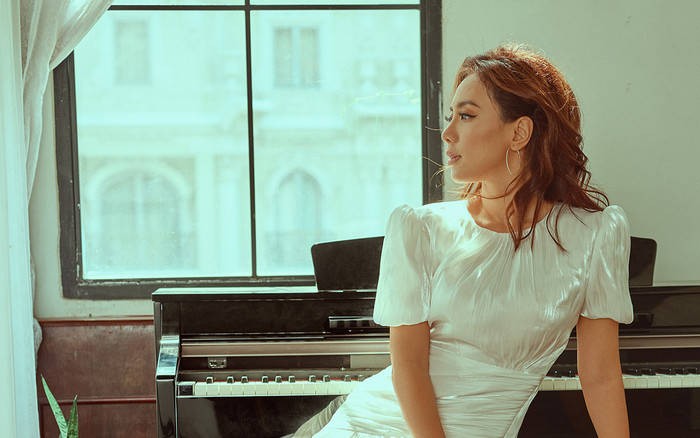 Miko Lan Trinh lột xác cả về ngoại hình lẫn phong cách sau vụ kiện căng thẳng kéo dài 9 năm Ảnh 2