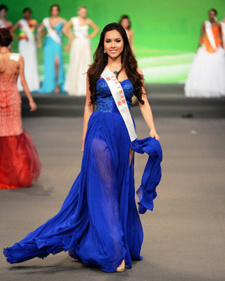 Á hậu Vũ Thị Hoàng My tại Miss World 2012.