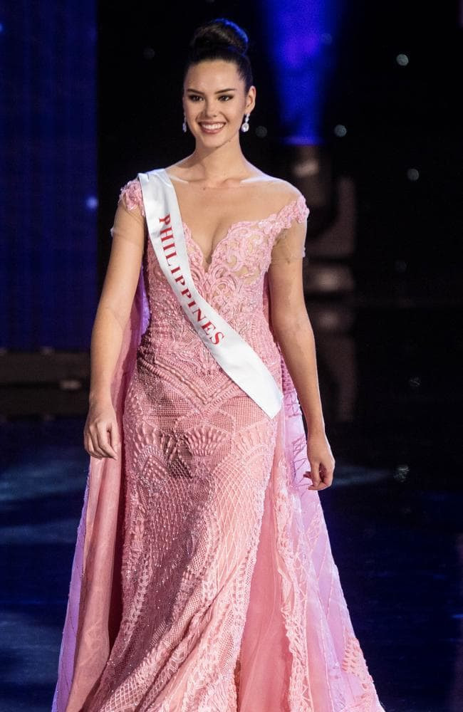 Catriona Gray tại Miss World 2016 – đạt thành tích Top 5.