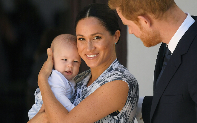 Biệt thự ở LA của Hoàng tử Harry và Meghan bị theo dõi bởi máy bay không người lái Ảnh 2