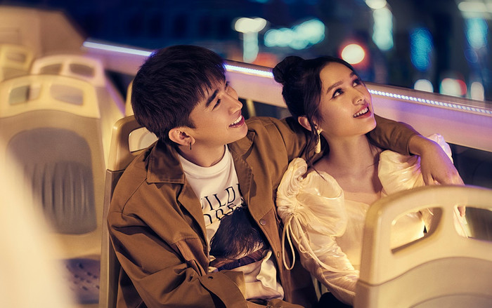 Hậu rò rỉ ảnh hẹn hò Ninh Dương Lan Ngọc, Chi Dân gây xôn xao khi công khai ôm ấp cô gái khác Ảnh 2