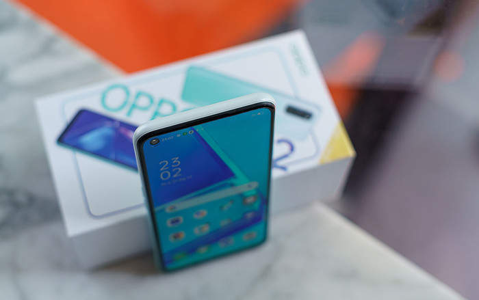 Mở hộp OPPO A52: Smartphone 'anh em song sinh' với OPPO A92 nhưng giá tốt hơn Ảnh 2