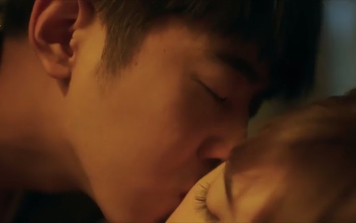 Tập 19 'Noãn Noãn, xin chỉ giáo nhiều hơn': Lý Khải Hinh bị hôn trộm khi đang ngủ say Ảnh 2