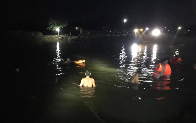 Hàng chục chiến sĩ tìm người đàn ông đuối nước Ảnh 2