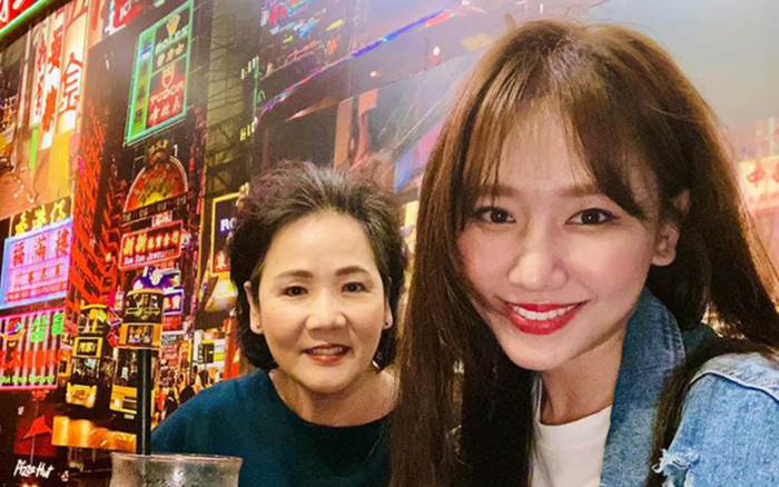 Hari Won bức xúc lên tiếng khi mẹ ruột bị lợi dụng hình ảnh để trục lợi Ảnh 2