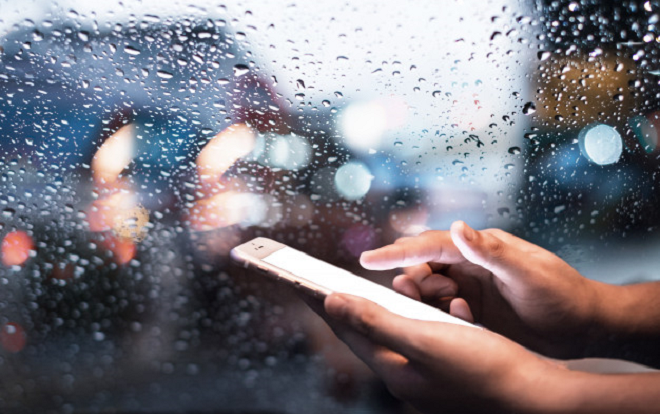 Điện thoại di động có khả năng hút sét hay không? Ảnh 2