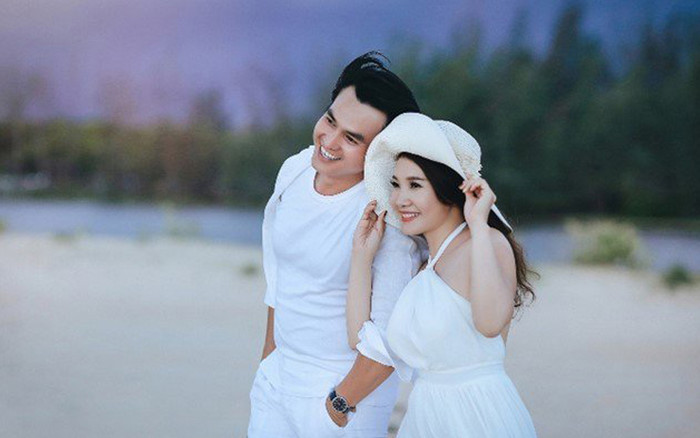 Diễn viên Cao Minh Đạt hé lộ bí quyết giữ vững hạnh phúc hôn nhân sau 4 năm 'về chung nhà' với bà xã kém 8 tuổi Ảnh 2