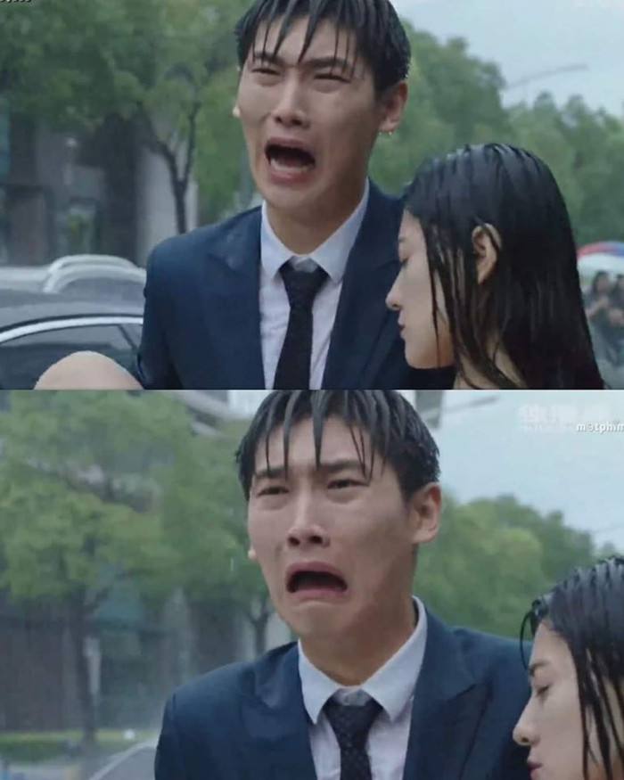 Nhưng xin lỗi Dực Tổng anh khóc xấu quá