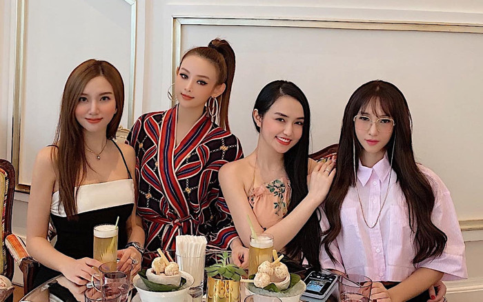 Hương Baby hội ngộ nhóm bạn thân nhan sắc nghiêng nước nghiêng thành Ảnh 2