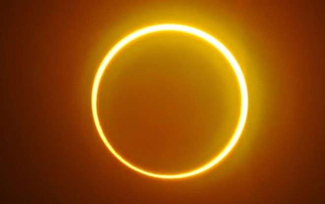 Nhật thực hình khuyên hiếm có trùng với ngày dài nhất trong năm Ảnh 2