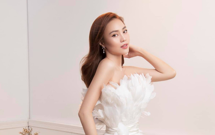 Ninh Dương Lan Ngọc gửi lời chúc nhân ngày Báo chí, từ trên xuống dưới nghe thật cảm động nhưng trừ câu chốt cuối bài Ảnh 2