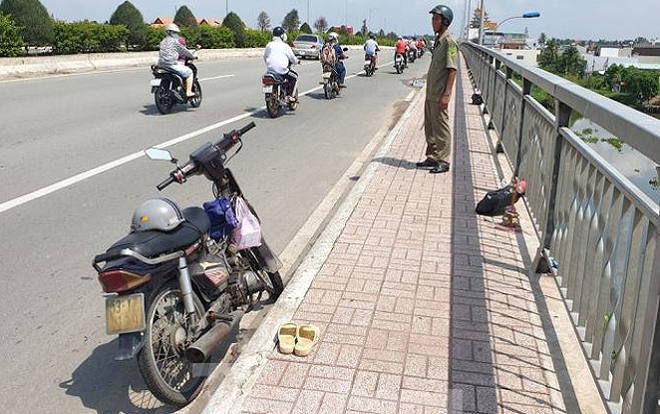 Bị tín dụng đen đe dọa đòi nợ, người đàn ông nhảy sông Sài Gòn tự tử Ảnh 2