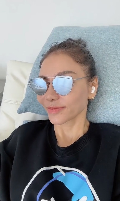 Dù là bệnh nhân nhưng Thu Minh vẫn rất 'ngầu'.