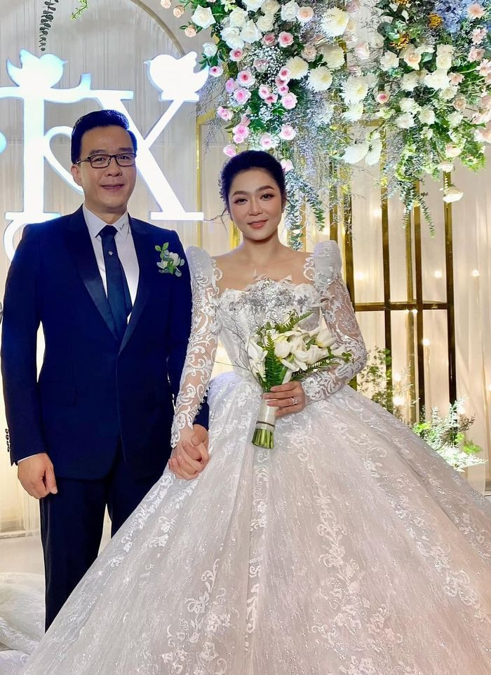 Sau hơn 1 năm kết hôn, Hà Thanh Xuân và 'vua cá Koi' Thắng Ngô đã đường ai nấy đi