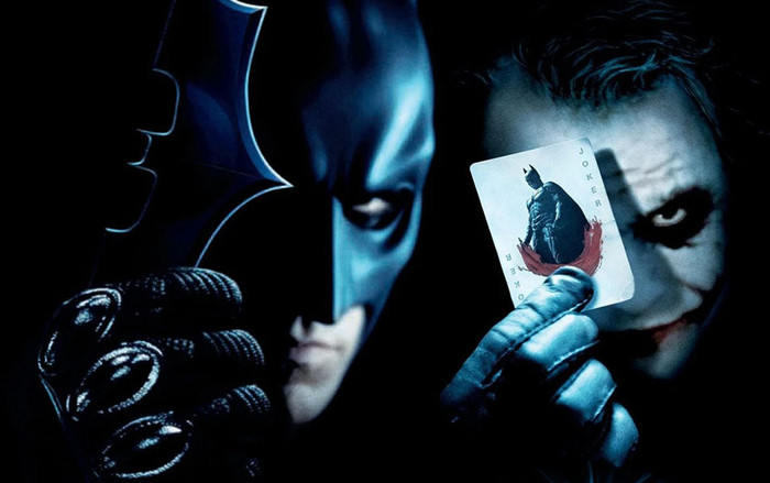 Tại sao Batman: The Dark Knight lại là tượng đài của dòng phim siêu anh hùng? Ảnh 2