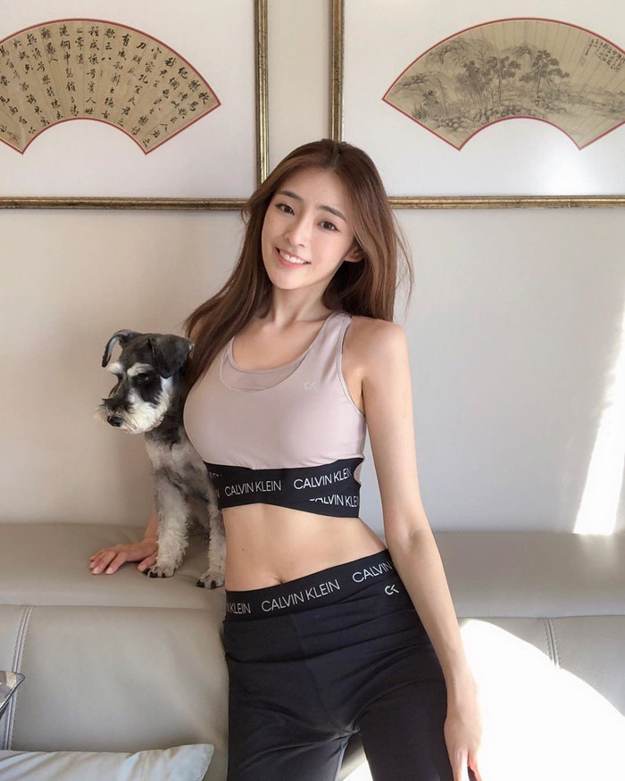 Ảnh đời thường vẫn rất rạng rỡ, xinh đẹp của mỹ nhân.