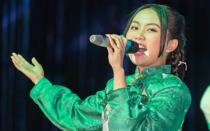 Hát nhảy tưng bừng trên sân khấu, Phương Mỹ Chi khiến dân mạng 'nổi da gà' Ảnh 2