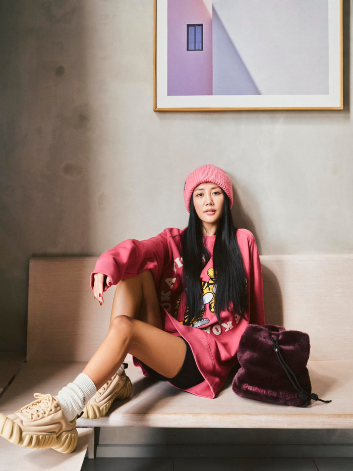 Trải qua nhiều thăng trầm trong cuộc sống, Văn Mai Hương của hiện tại là một cô gái sâu sắc, trưởng thành.