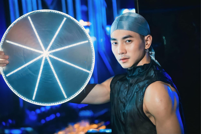 Đông đảo khán giả bày tỏ lòng thương xót trước sự ra đi của diễn viên múa Khánh Tùng.