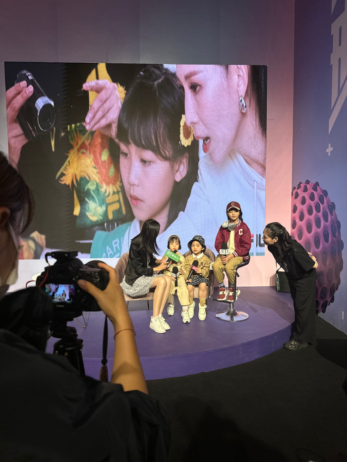 Top 3 mẫu nhí Việt được báo, đài xứ Trung săn đón