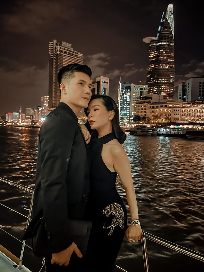 Lệ Quyên - Lâm Bảo Châu.