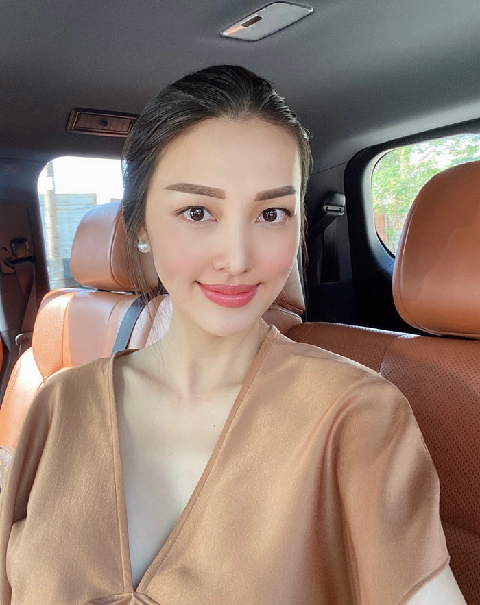 Nhan sắc cựu siêu mẫu những tháng cuối thai kỳ.