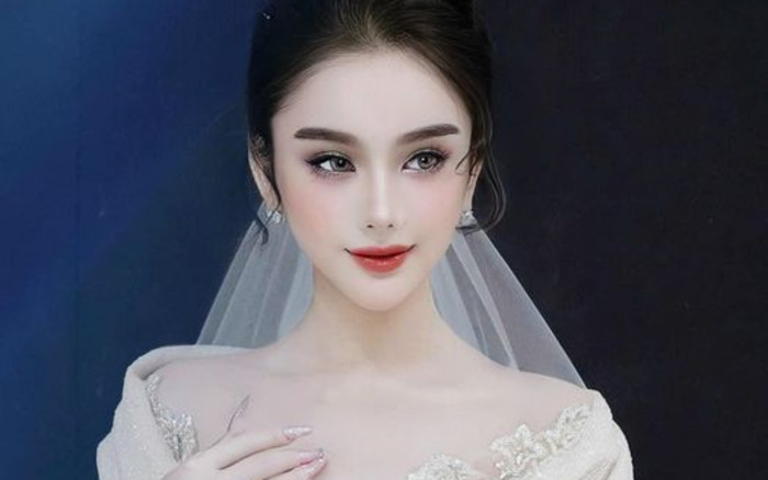 Lâm Khánh Chi rục rịch thử váy cưới, bị nghi chuẩn bị tái hôn? Ảnh 2