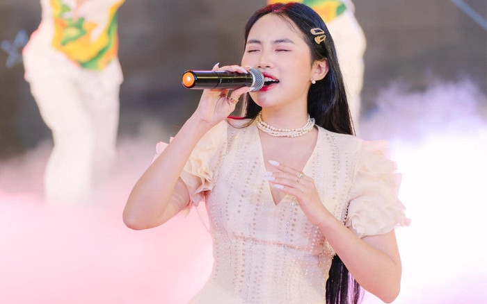 Phương Mỹ Chi hát 'Bài ca đất Phương Nam' cực mùi: Ai nghe cũng đều nức lòng! Ảnh 2