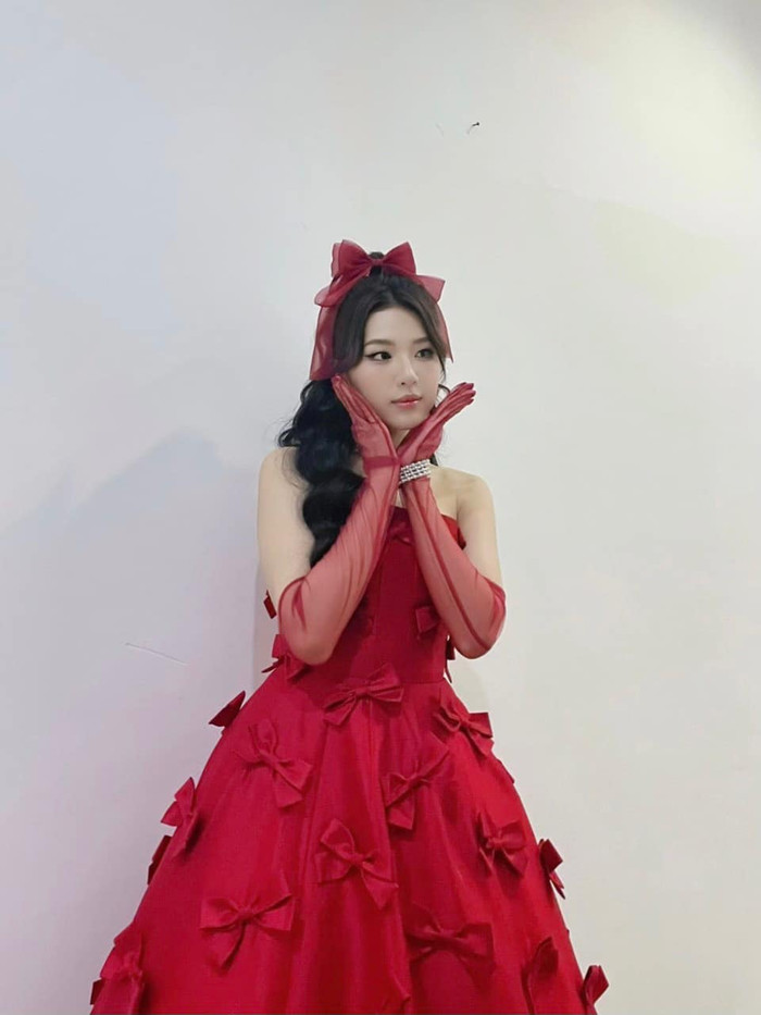 Diễm Hằng Lamoon.