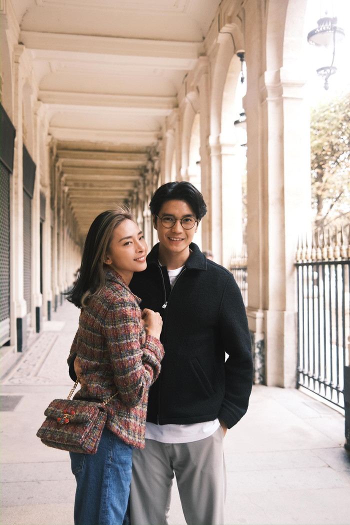 Vợ chồng Ngô Thanh Vân, Huy Trần không ngần ngại thể hiện hành động tình tứ ở chốn đông người