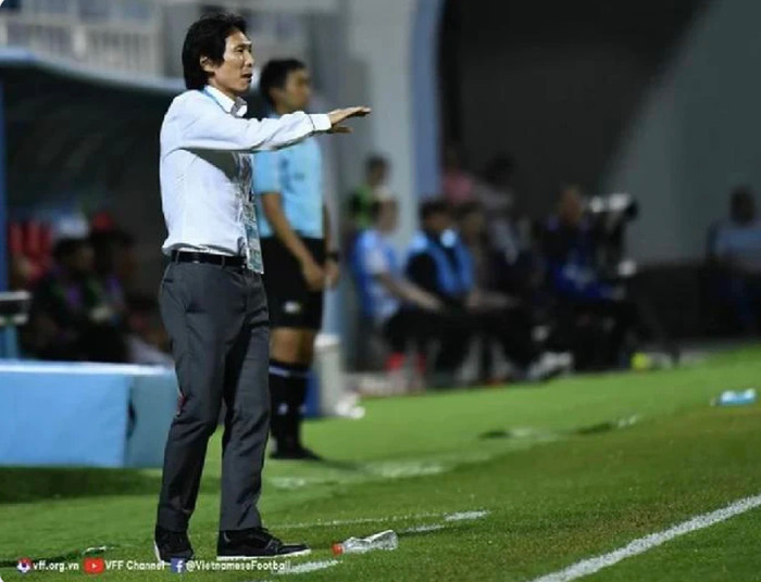 HLV Gong Oh-kyun từng xin lỗi người hâm mộ vì U23 Việt Nam hòa Hàn Quốc. 