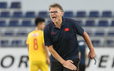 HLV Troussier hài lòng dù thua Hàn Quốc 0-6: Kết quả không phải là mục tiêu Ảnh 2