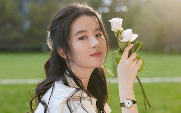 Bất ngờ với sở thích giản dị của Lưu Diệc Phi Ảnh 2