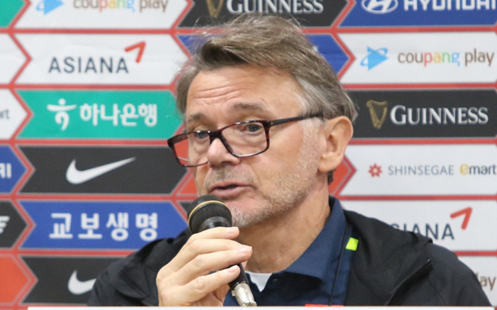 Triết lý của HLV Troussier: Kiểm soát bóng nhưng ra châu Á đã thua trắng 6 trận Ảnh 2