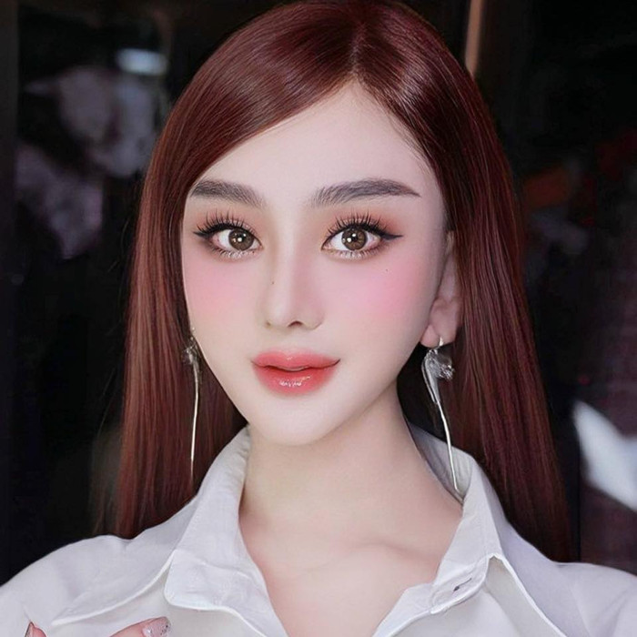 Hình ảnh mới nhất của Lâm Khánh Chi